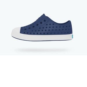 Like new native shoes